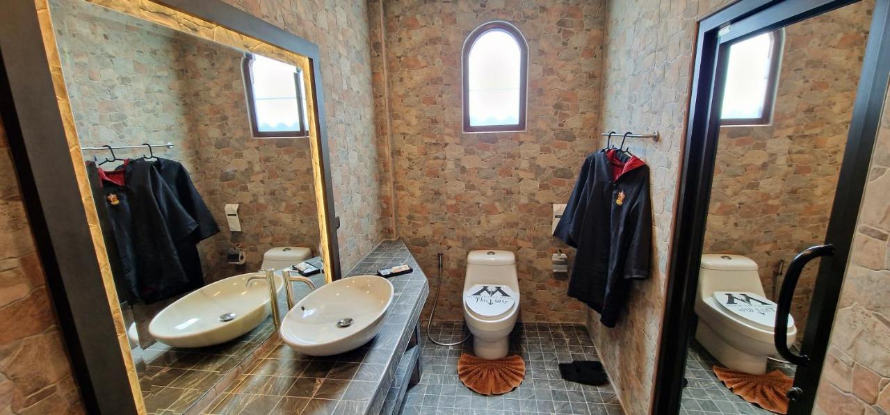 Potterland Luxury Pool Villa Pattaya Walking Street 6 Bedrooms Exteriör bild