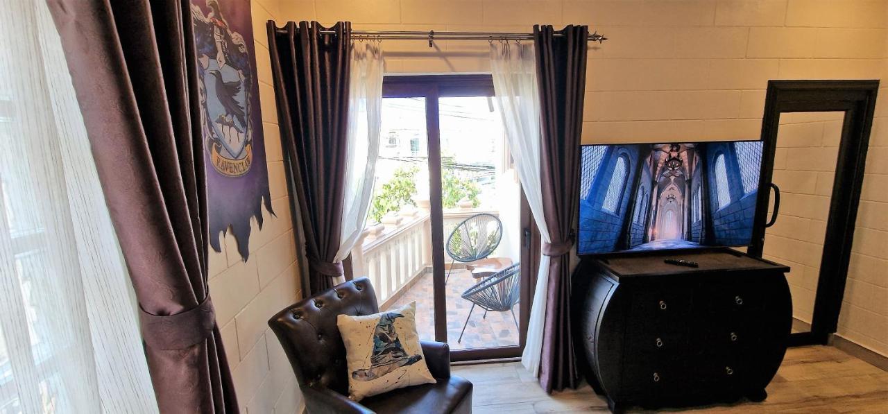Potterland Luxury Pool Villa Pattaya Walking Street 6 Bedrooms Exteriör bild